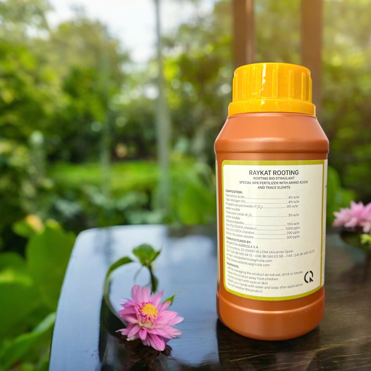 Phân bón sinh học hữu cơ Raykat Rooting - chai 250ml